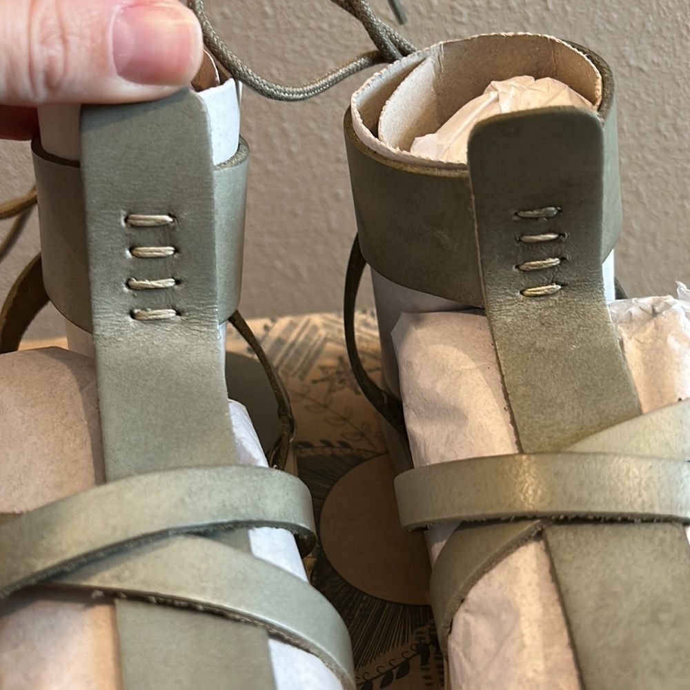 NWB Free People Vacation Day Wrap Sandals Leather Shoes Sky Blue Gray - Picture 10 of 10